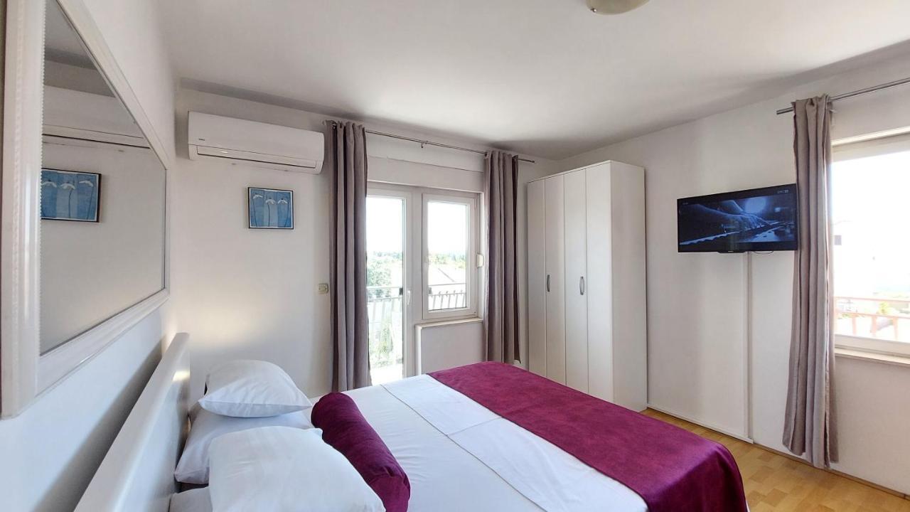 Sea Side Apartments Vodice Exteriér fotografie